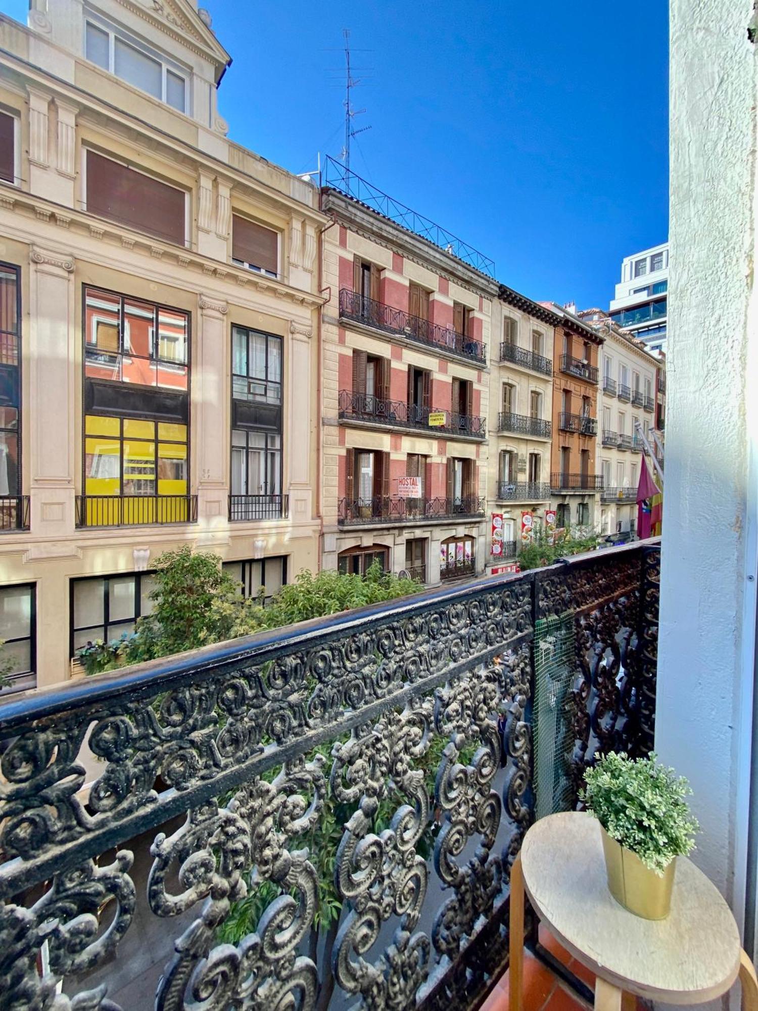 Apartamento Charming Puerta del Sol Center Madrid Exterior foto